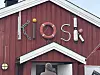 IS: På Bolærne er det butikk med ferske bakervarer, is og hygieneprodukter.